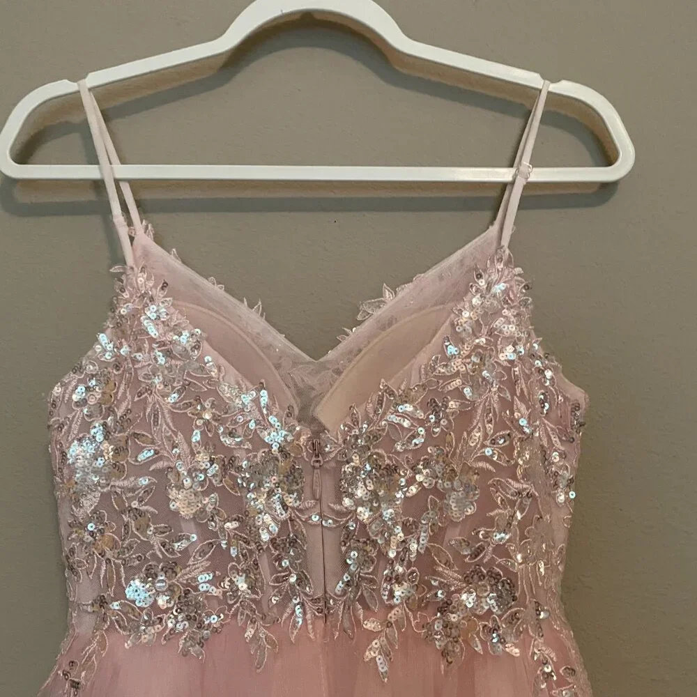 JJ'S HOUSE,  Size 0, short, LIGHT PINK, SEQUIN, HOMECOMING, PRINCESS DRESS - Picture 9 of 15